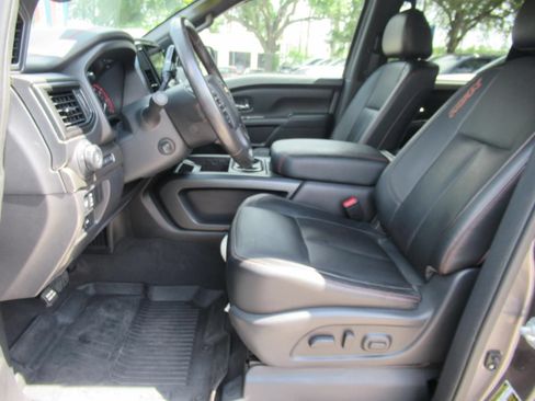 Used 2022 Nissan Titan PRO-4X w/ Pro-4x Convenience Package AWD/4WD image 20