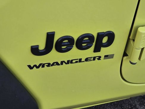 Used 2023 Jeep Wrangler Sport AWD/4WD image 24