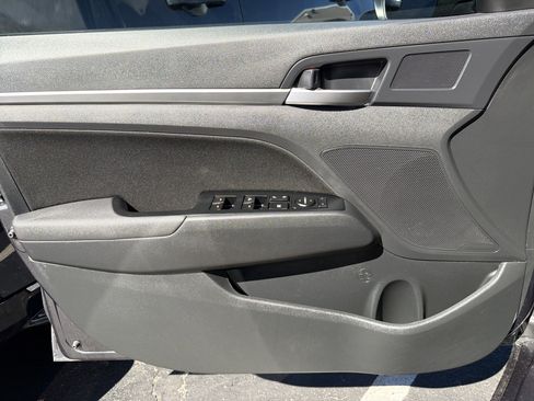 Used 2020 Hyundai Elantra Value Edition w/ Cargo Package (C1) image 26