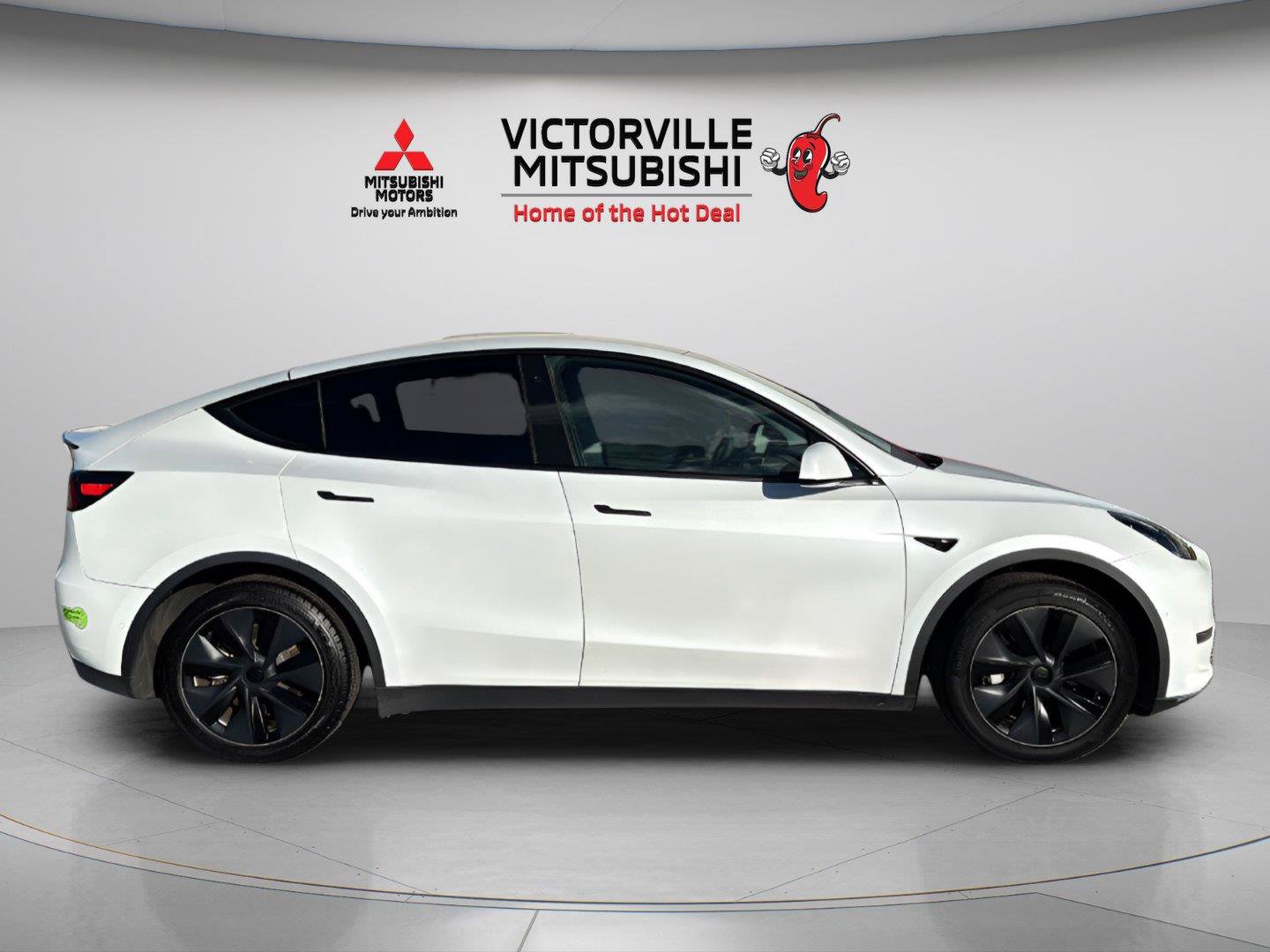 Used 2023 Tesla Model Y Long Range AWD/4WD image 8