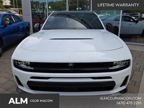 New 2026 Dodge Charger R/T w/ Blacktop Package AWD/4WD image 3