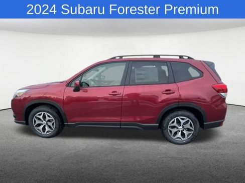 Used 2024 Subaru Forester Premium AWD/4WD image 6
