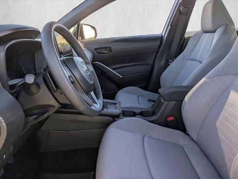 Used 2026 Toyota Corolla Cross SE image 15