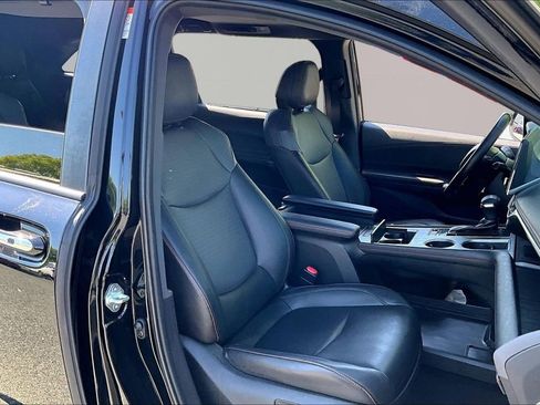 Used 2021 Toyota Sienna XSE w/ XSE Plus Package FWD image 23