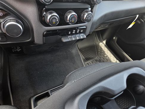 New 2026 RAM 1500 Tradesman AWD/4WD image 14