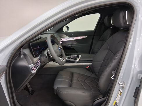 New 2026 BMW 750e xDrive w/ Premium Package AWD/4WD image 3