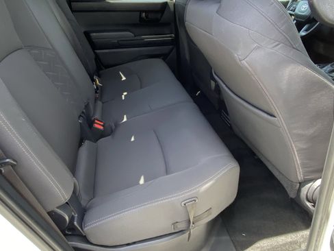 Certified 2024 Toyota Tacoma SR5 AWD/4WD image 13