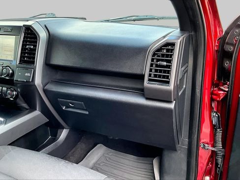 Used 2019 Ford F150 XLT w/ Equipment Group 302A Luxury AWD/4WD image 19