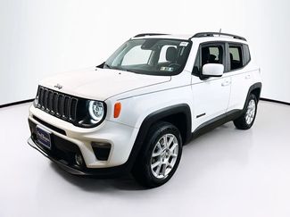 Used 2021 Jeep Renegade Latitude w/ Luxury Group I video 3