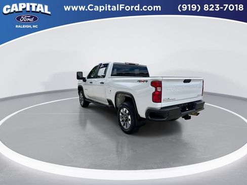 Used 2023 Chevrolet Silverado 2500 Custom w/ Custom Convenience Package AWD/4WD image 6