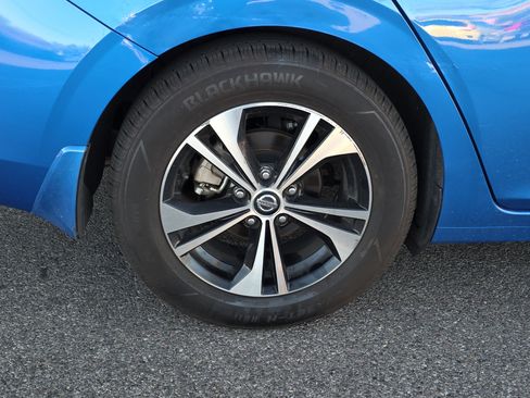 Used 2022 Nissan Sentra SV image 8