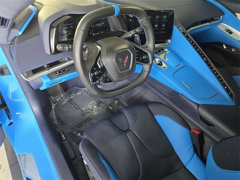 Used 2023 Chevrolet Corvette Stingray Premium Cpe w/ Z51 Performance Package image 24