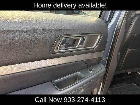 Used 2018 Ford Explorer XLT w/ Equipment Group 202A FWD image 16