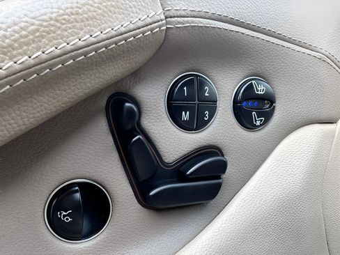 Used 2007 Mercedes-Benz SL 550 image 28