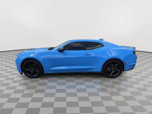 Used 2022 Chevrolet Camaro LT w/ RS Package RWD image 4