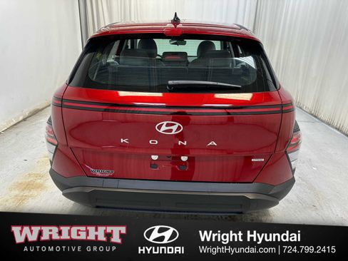 New 2026 Hyundai Kona SE image 5