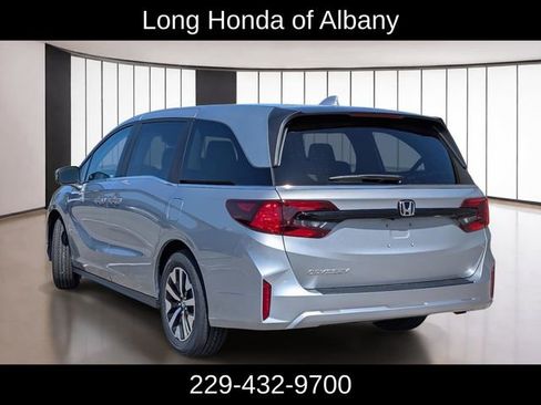 New 2026 Honda Odyssey EX-L image 4