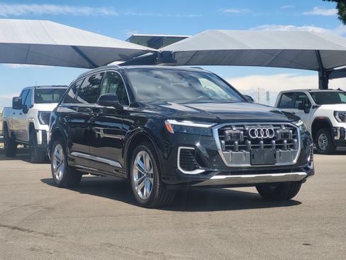 Used 2025 Audi Q7 3.0T Premium Plus w/ Premium Plus Package AWD/4WD image 3