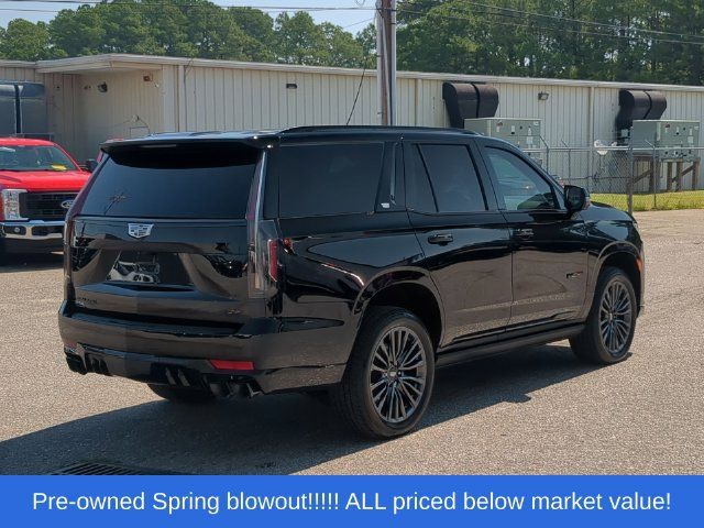 Used 2024 Cadillac Escalade V w/ Heavy-Duty Trailer Package AWD/4WD image 13