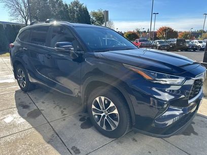 Used 2024 Toyota Highlander XLE
