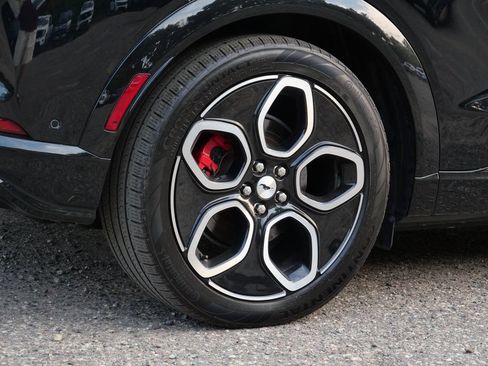 Certified 2023 Ford Mustang Mach-E GT AWD/4WD image 7