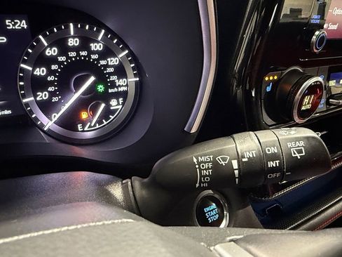 Used 2021 Toyota Highlander XSE image 39