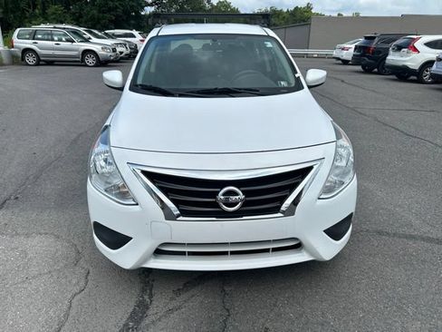 Used 2016 Nissan Versa S FWD image 12