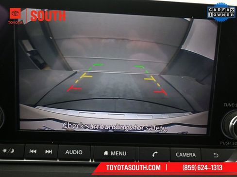 Used 2023 Nissan Rogue SV image 13