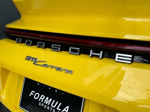 Used 2021 Porsche 911 Carrera RWD image 14