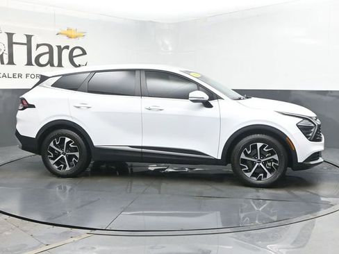 Used 2025 Kia Sportage EX image 1