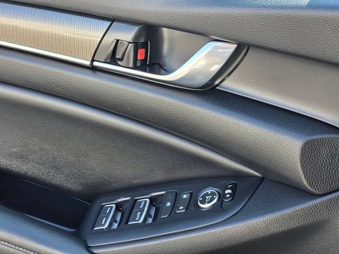 Used 2022 Honda Accord Sport image 26
