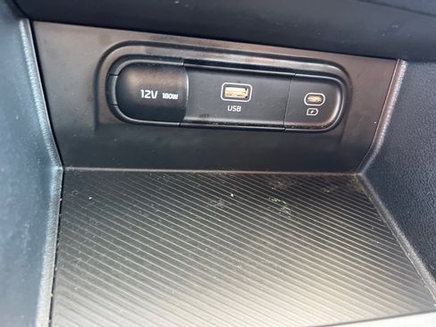 Used 2023 Kia Sportage LX AWD/4WD image 32