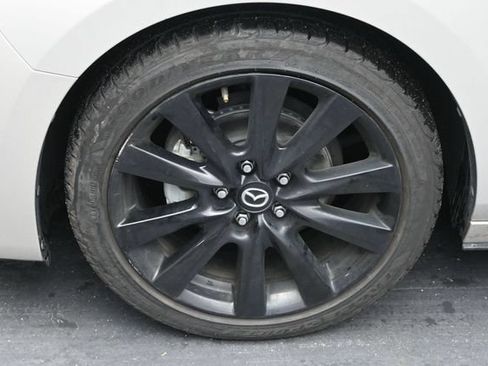 Used 2024 MAZDA MAZDA3 s FWD image 38