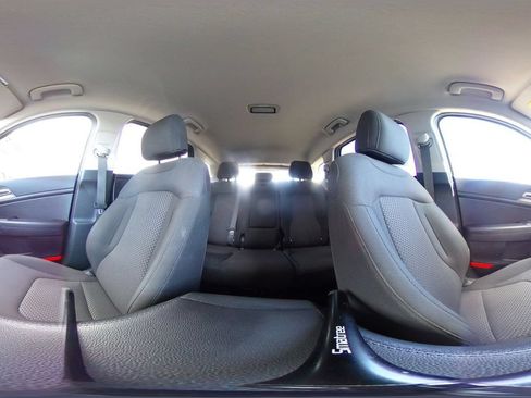 Used 2025 Kia Sportage LX FWD image 38