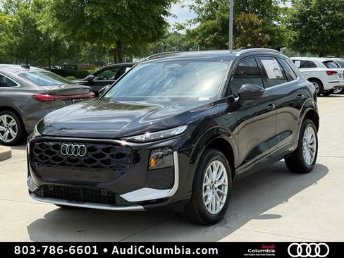New 2026 Audi Q3 quattro 2.0T AWD/4WD image 10