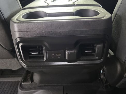 Used 2020 Chevrolet Silverado 1500 LT Trail Boss w/ Midnight Edition image 19