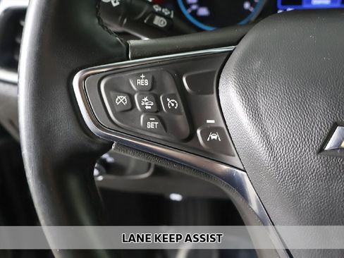 Used 2024 Chevrolet Equinox LT image 3