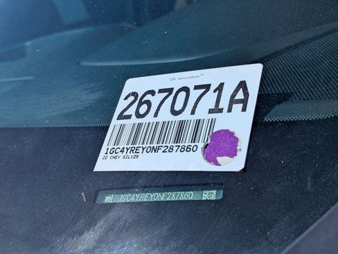 Used 2022 Chevrolet Silverado 2500 High Country image 36