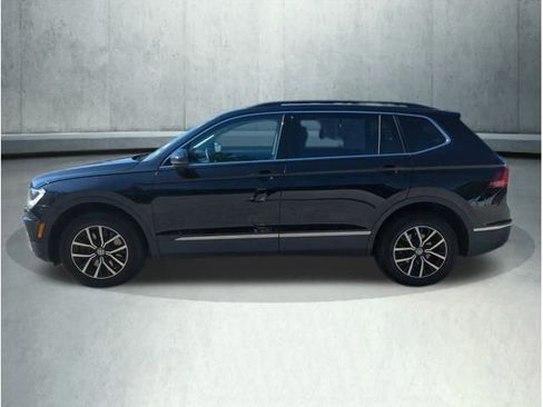 Used 2021 Volkswagen Tiguan SEL image 3