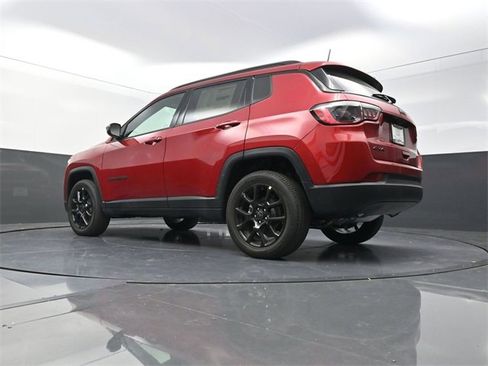 New 2026 Jeep Compass Latitude image 21