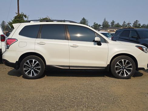 Used 2017 Subaru Forester 2.0XT Premium AWD/4WD image 4