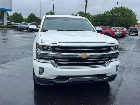 Used 2018 Chevrolet Silverado 1500 High Country AWD/4WD image 9
