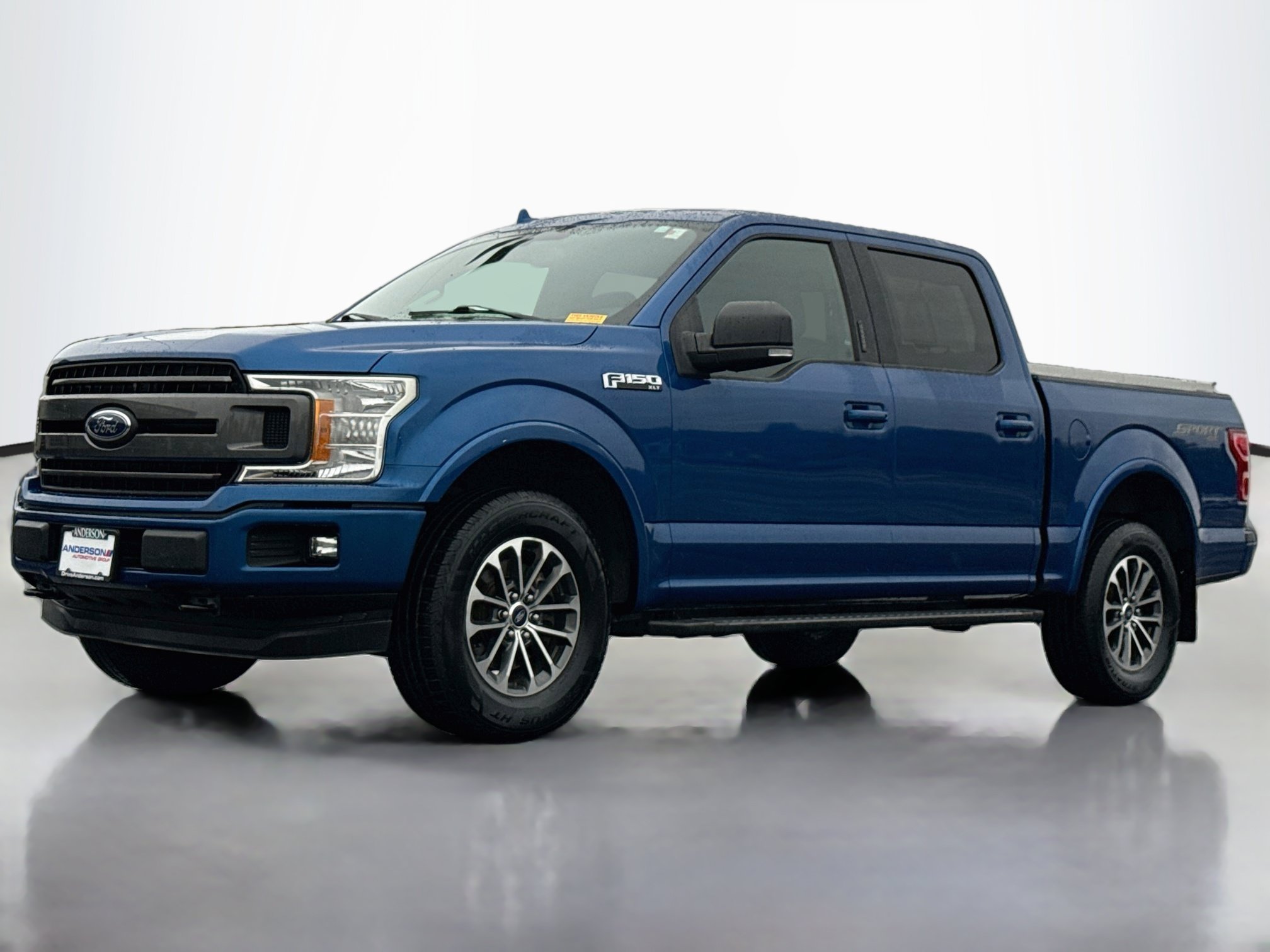 Used 2018 Ford F150 XLT w/ Equipment Group 302A Luxury AWD/4WD image 3