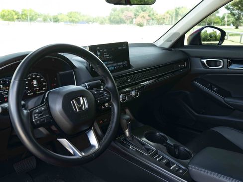 Used 2024 Honda Civic Touring image 16
