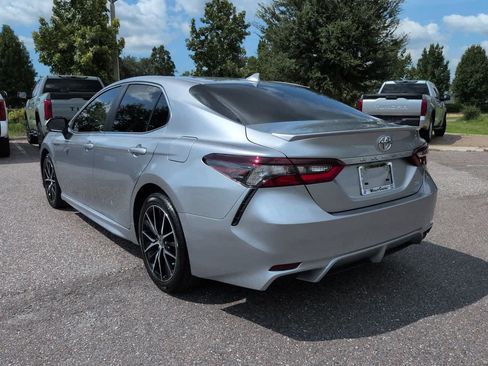 Certified 2024 Toyota Camry SE FWD image 4