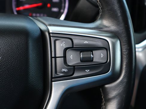 Used 2019 Chevrolet Silverado 1500 LTZ AWD/4WD image 16