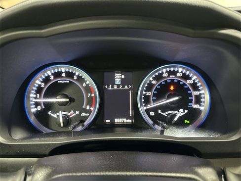 Used 2016 Toyota Highlander Limited image 14