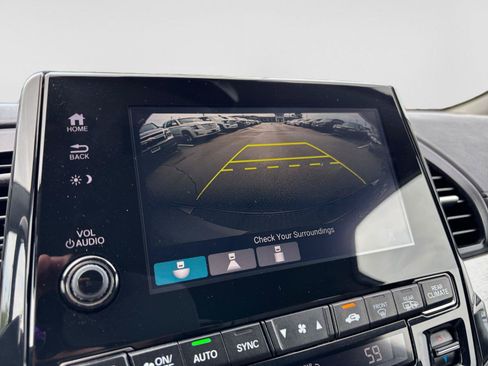 Used 2018 Honda Odyssey EX-L image 24