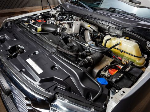 Used 2022 Ford F350 Lariat w/ Lariat Ultimate Package image 39