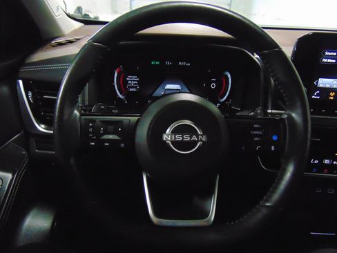 Used 2023 Nissan Rogue Platinum w/ Platinum Premium Package AWD/4WD image 18